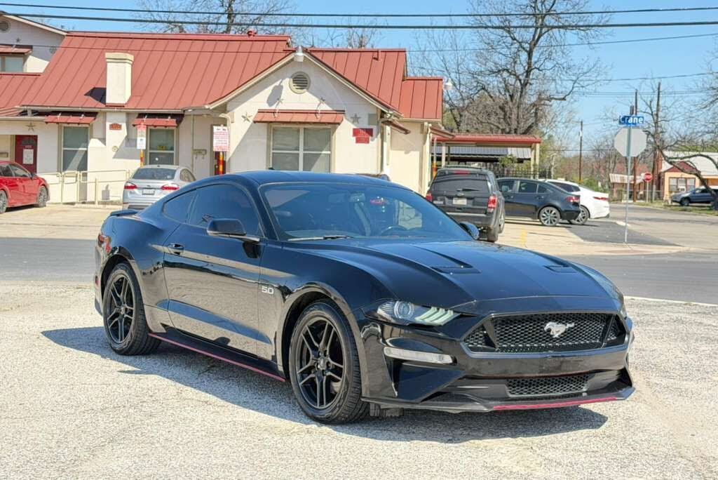 2020 FORD Mustang