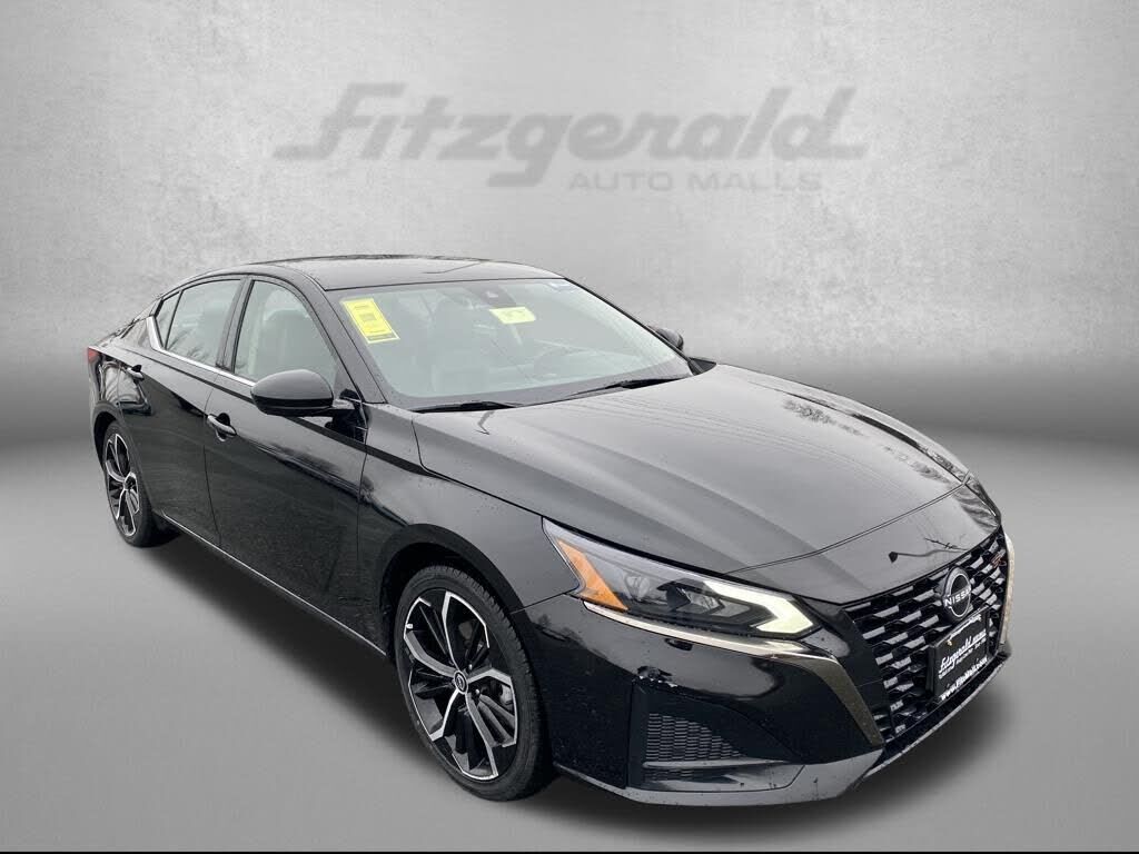 2024 NISSAN Altima