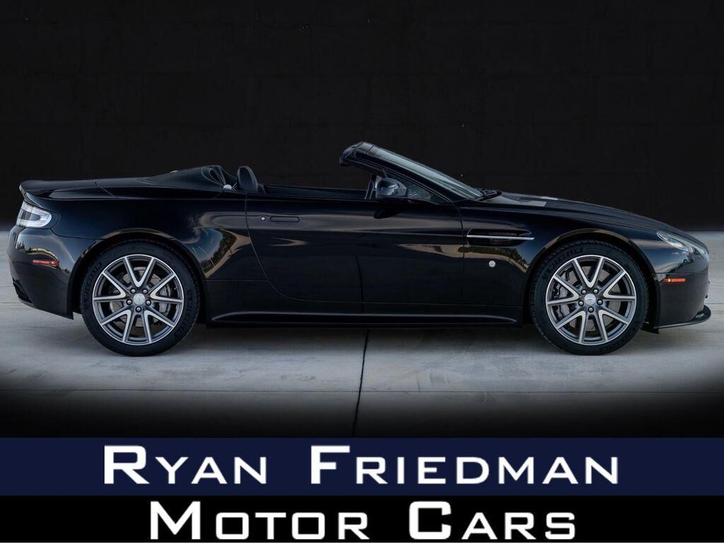 2015 ASTON MARTIN V8 Vantage