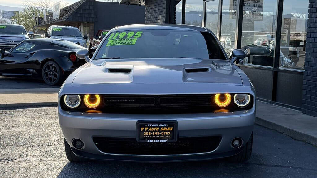 2016 DODGE Challenger