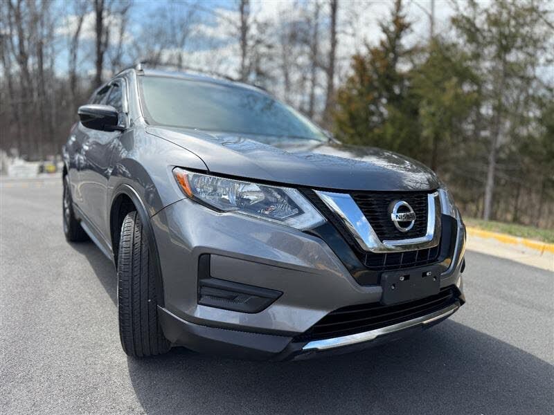 2017 NISSAN Rogue