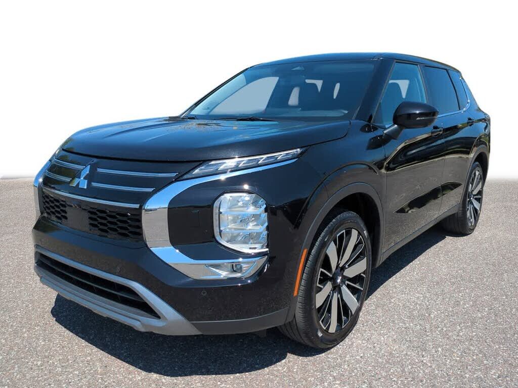 2025 MITSUBISHI Outlander