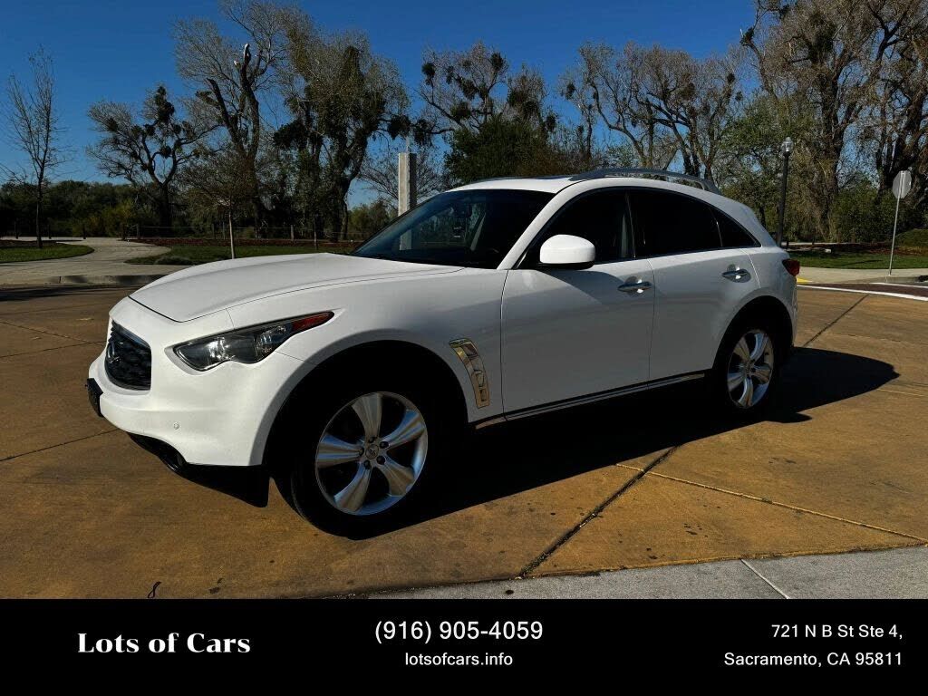 2011 INFINITI FX35