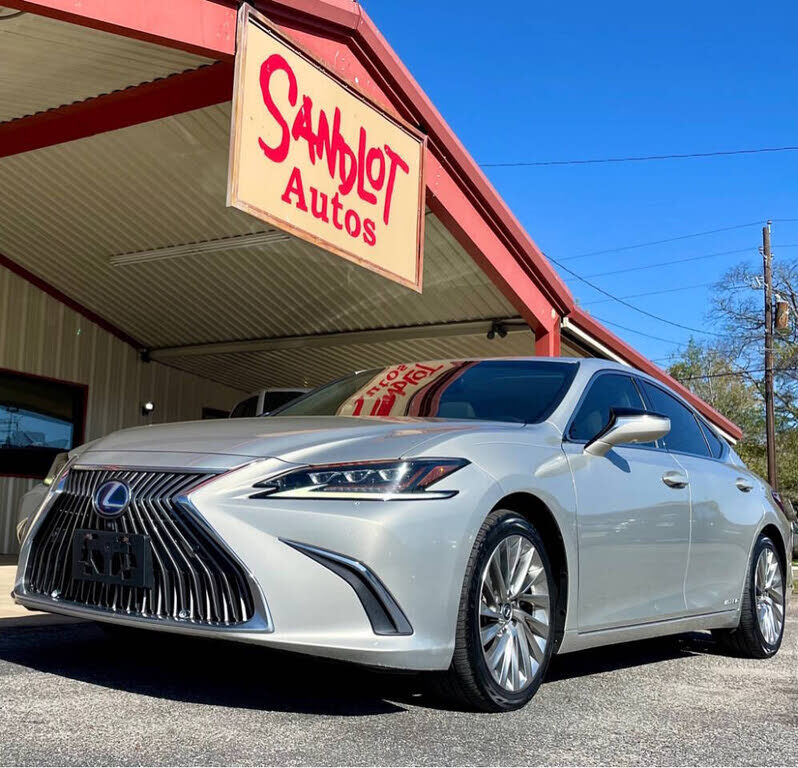 2020 LEXUS ES