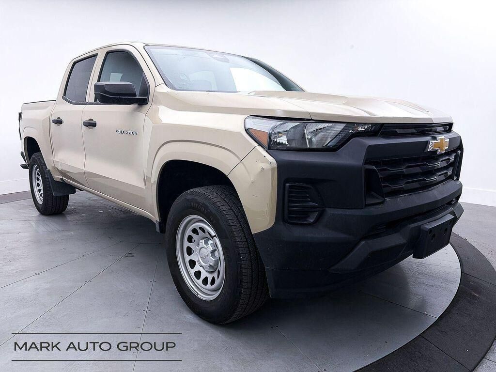 2024 CHEVROLET Colorado
