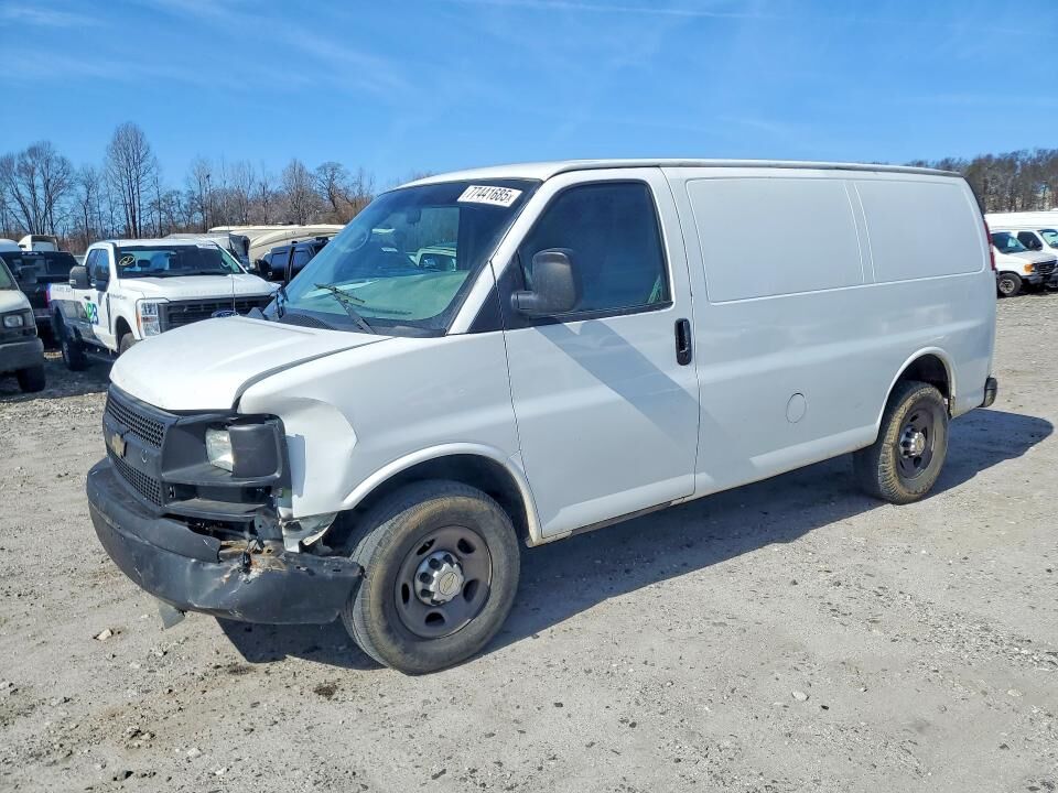 2010 CHEVROLET Express