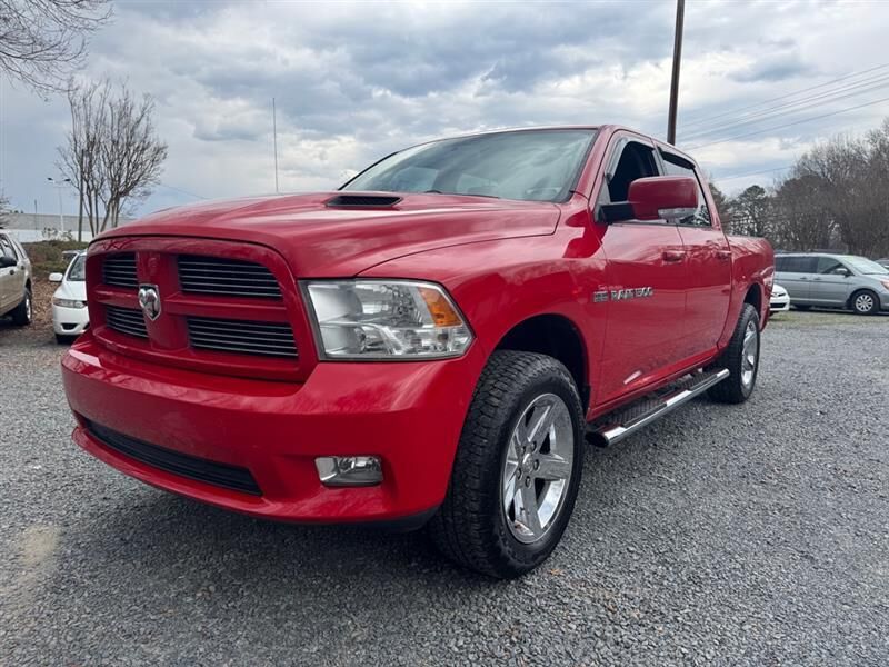 2012 DODGE Ram