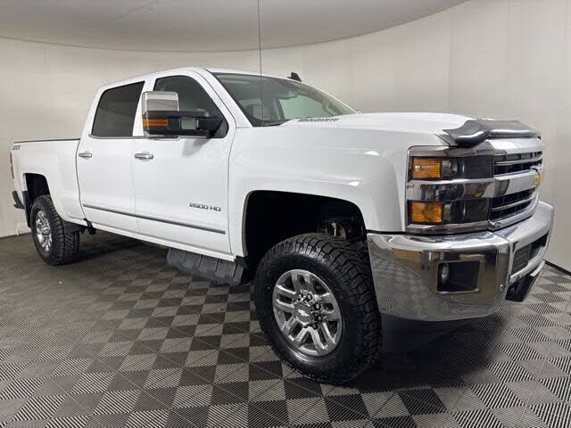 2018 CHEVROLET Silverado