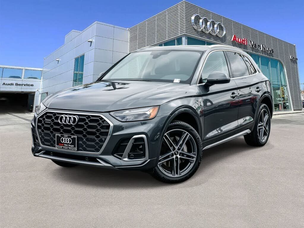 2023 AUDI Q5 e