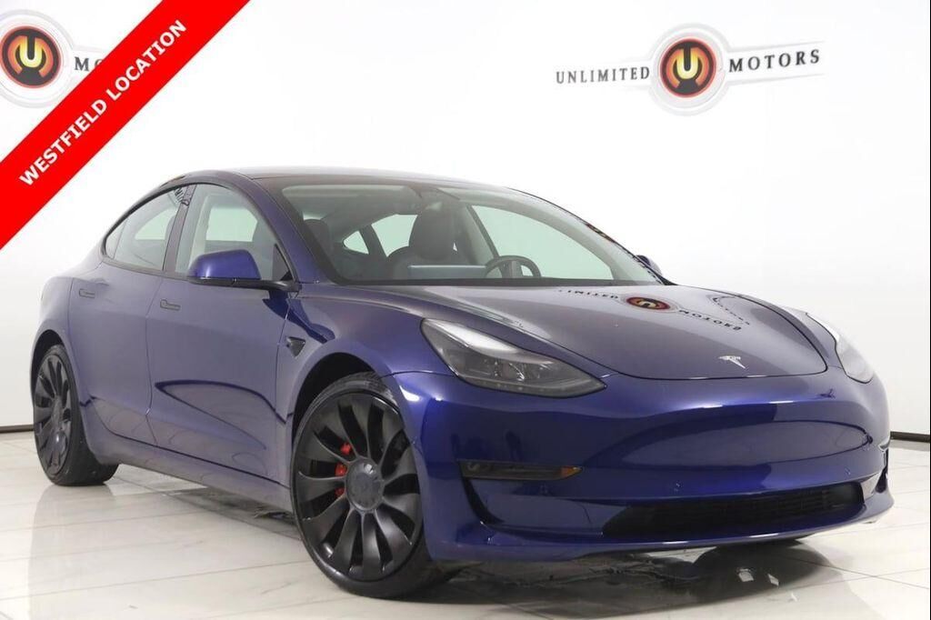 2022 TESLA Model 3