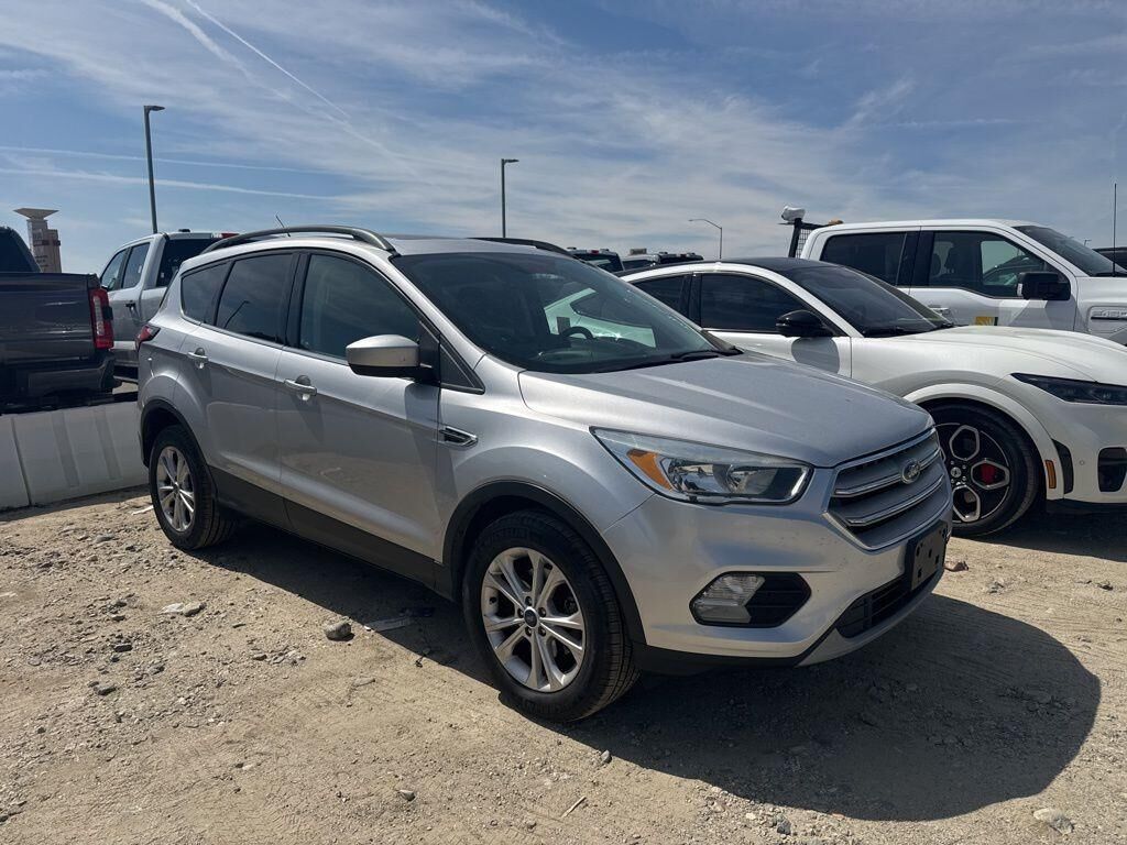 2018 FORD Escape