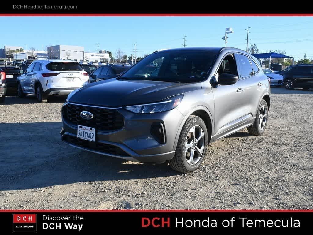 2024 FORD Escape