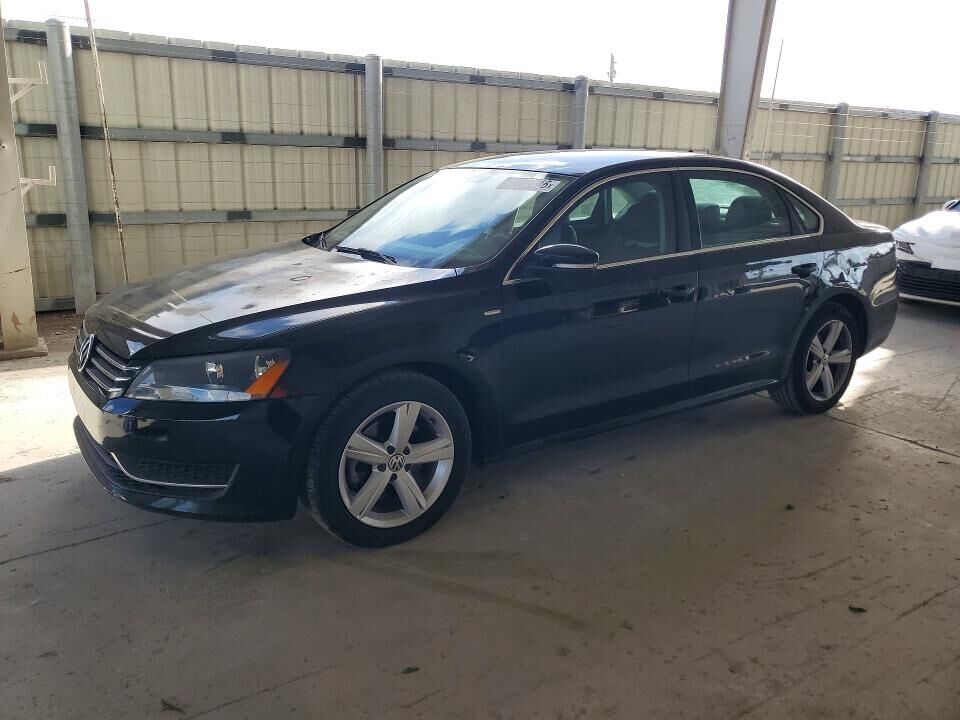 2014 VOLKSWAGEN Passat