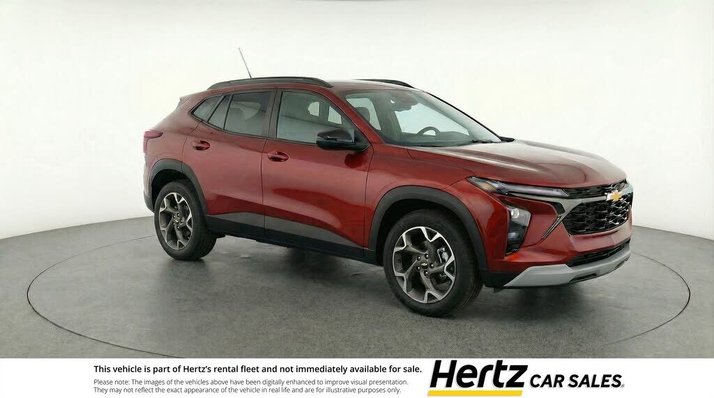 2025 CHEVROLET Trax