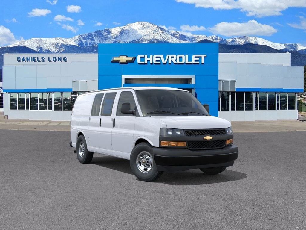 2026 CHEVROLET Express