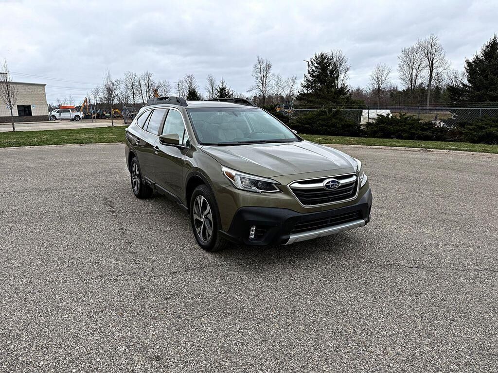 2021 SUBARU Outback