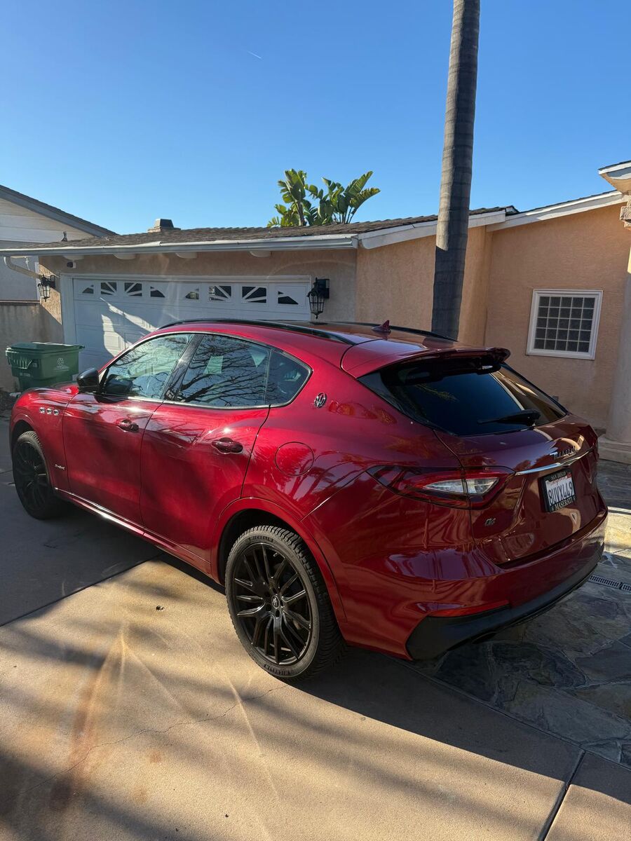 2020 MASERATI Levante