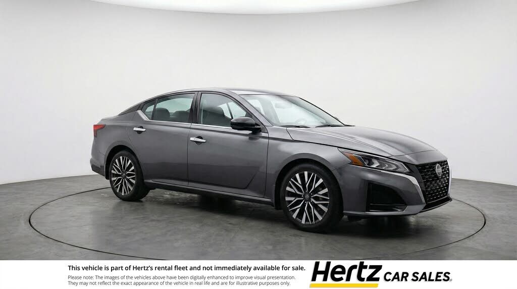 2025 NISSAN Altima