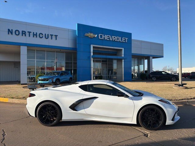 2025 CHEVROLET Corvette