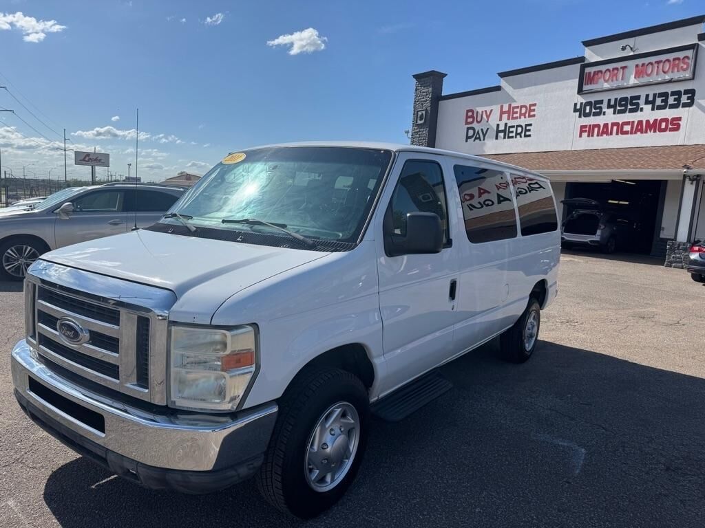 2011 FORD E-350