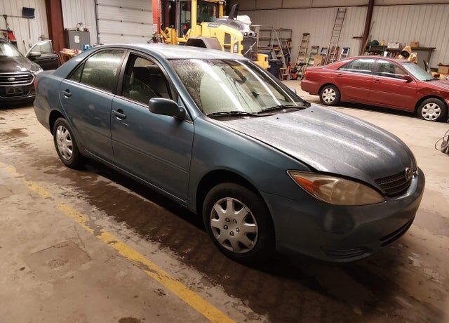 2002 TOYOTA Camry