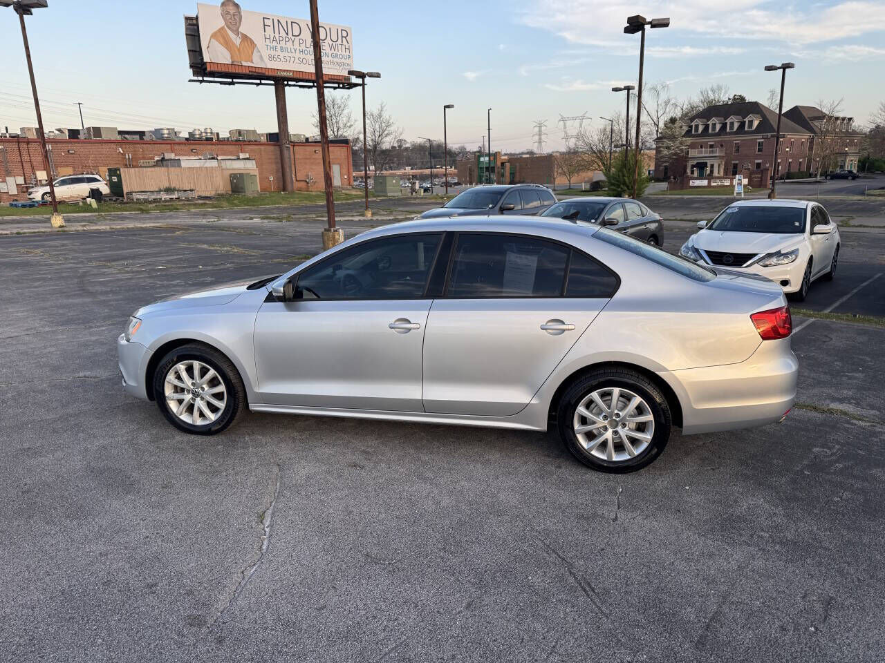 2011 VOLKSWAGEN Jetta