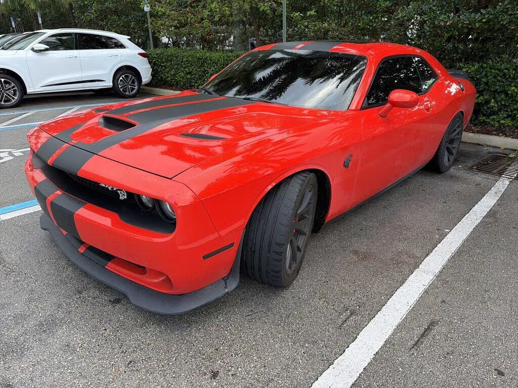 2016 DODGE Challenger