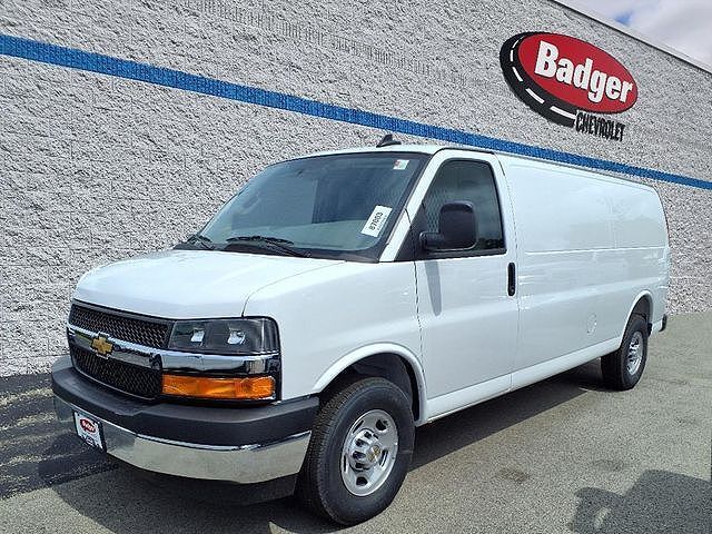 2025 CHEVROLET Express