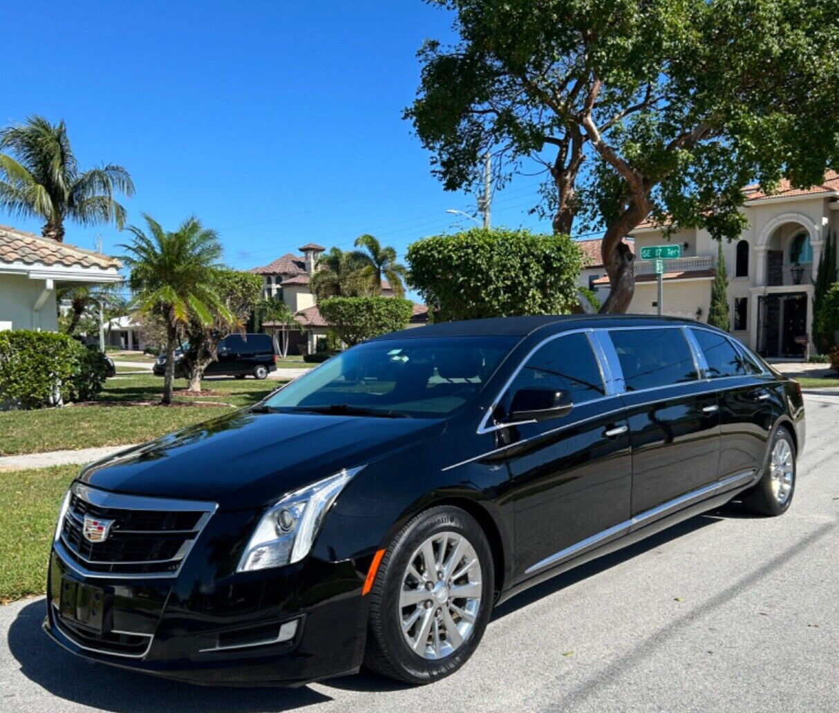 Cadillac Stretch Limousine