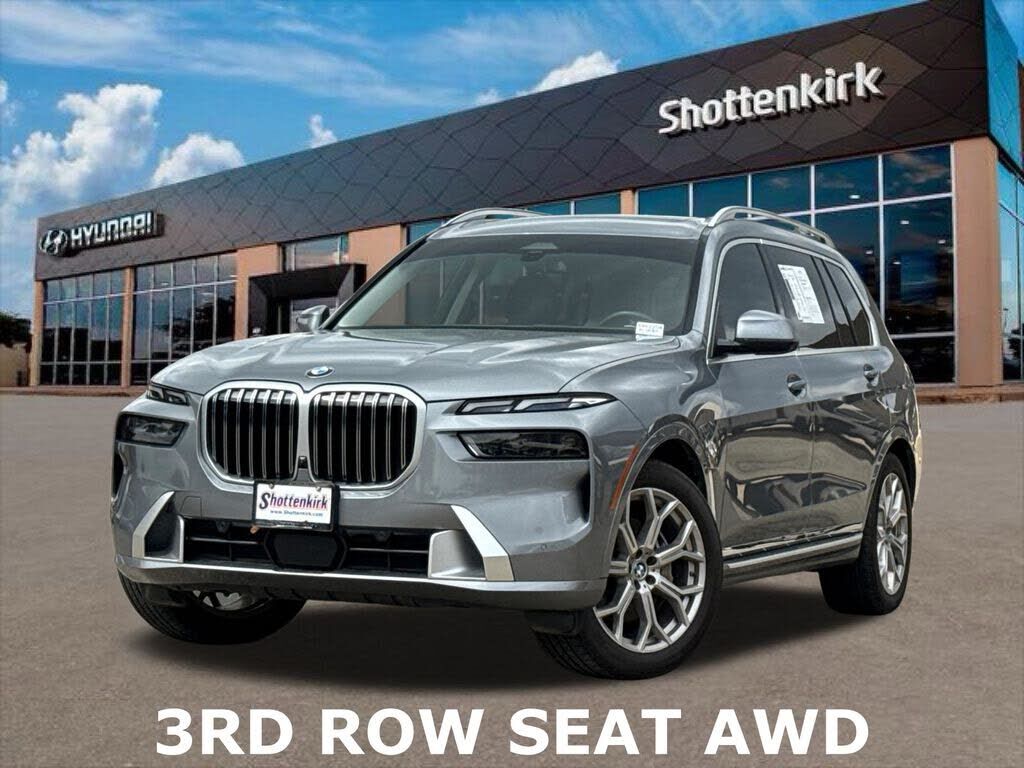 2023 BMW X7