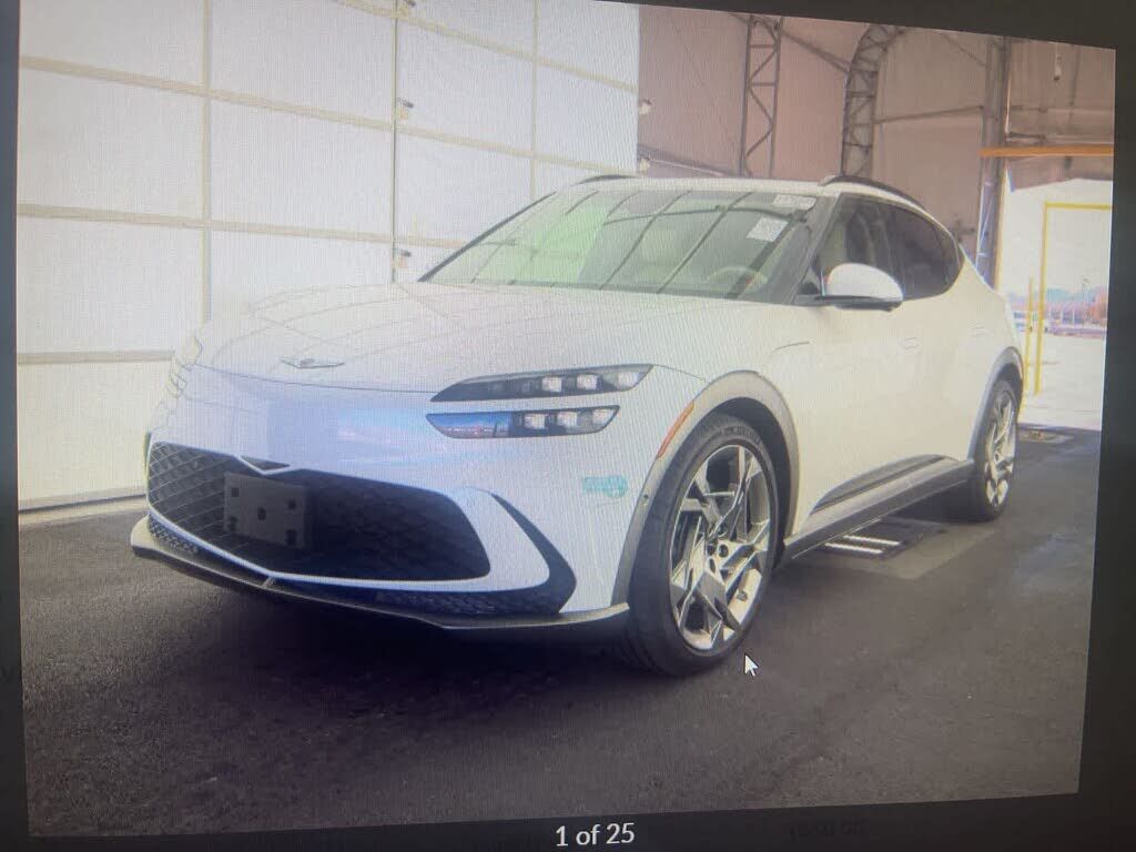 2025 GENESIS GV60