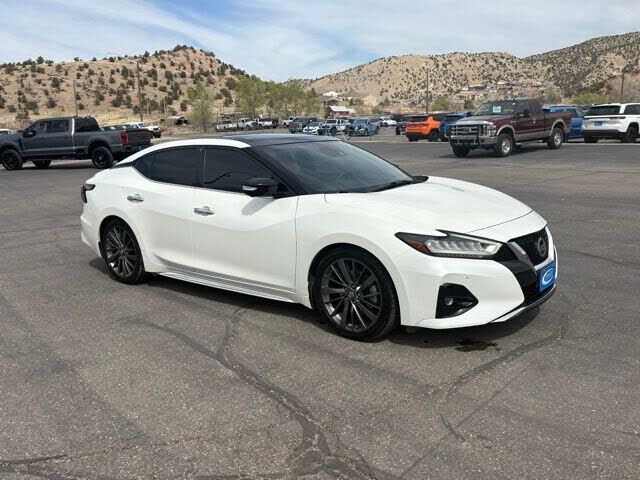 2019 NISSAN Maxima
