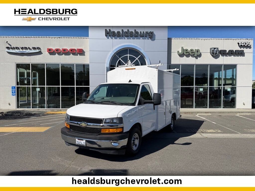 2021 CHEVROLET Express