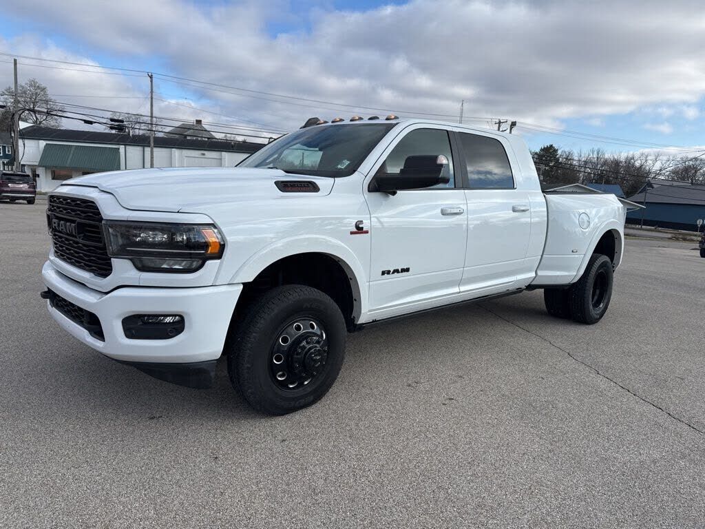 2022 RAM 3500