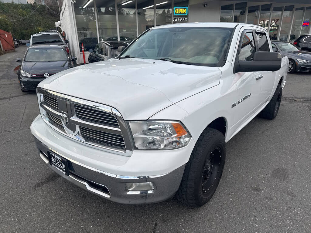 2011 DODGE Ram