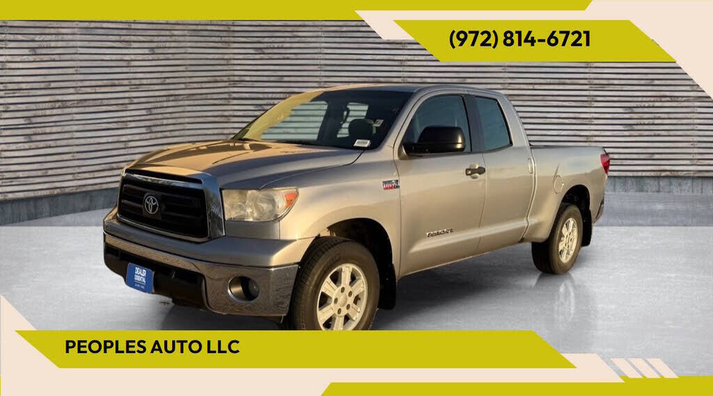 2011 TOYOTA Tundra