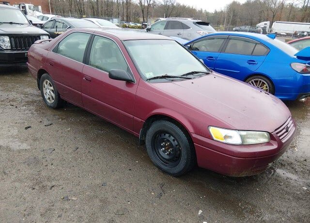 1997 TOYOTA Camry