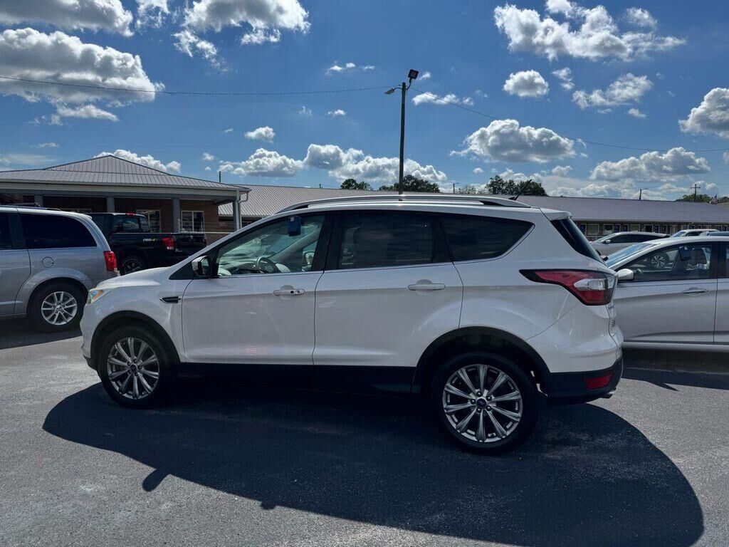 2018 FORD Escape