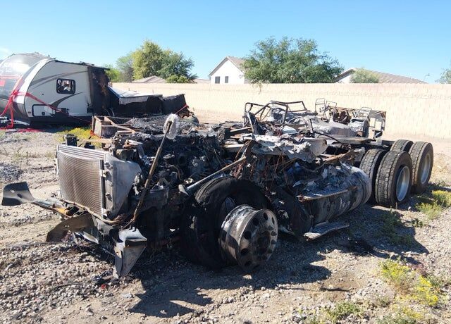 2020 FREIGHTLINER Cascadia