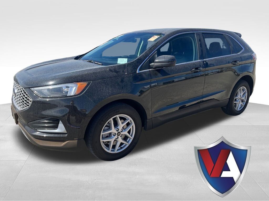 2023 FORD Edge
