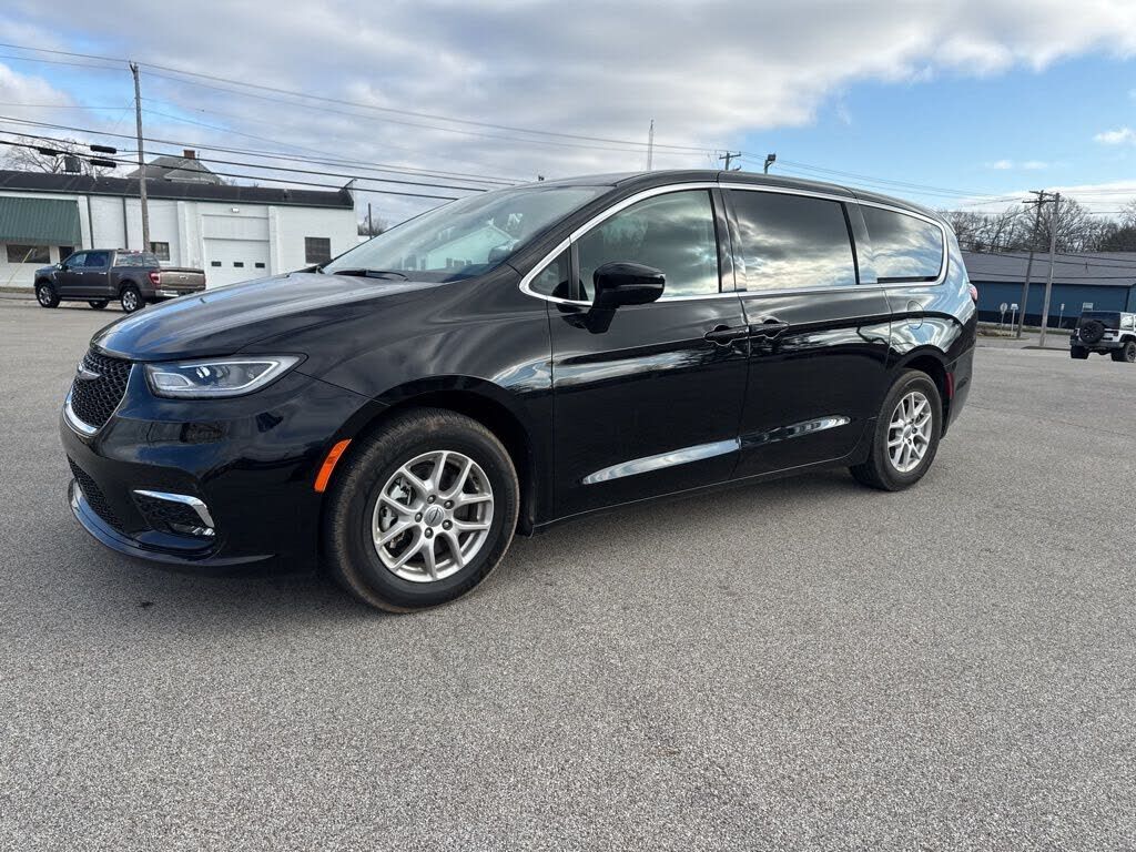 2024 CHRYSLER Pacifica