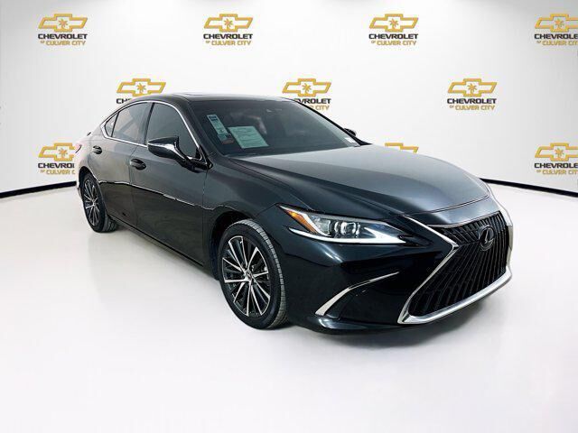 2024 LEXUS ES