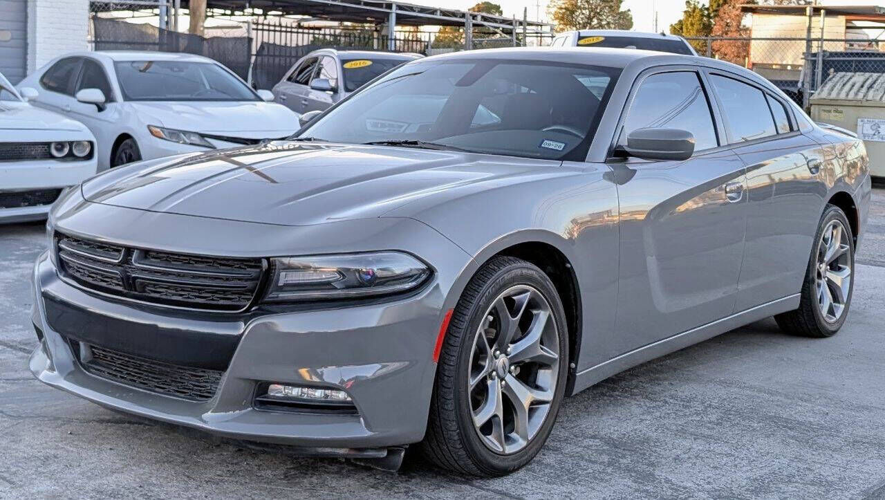 2017 DODGE Charger