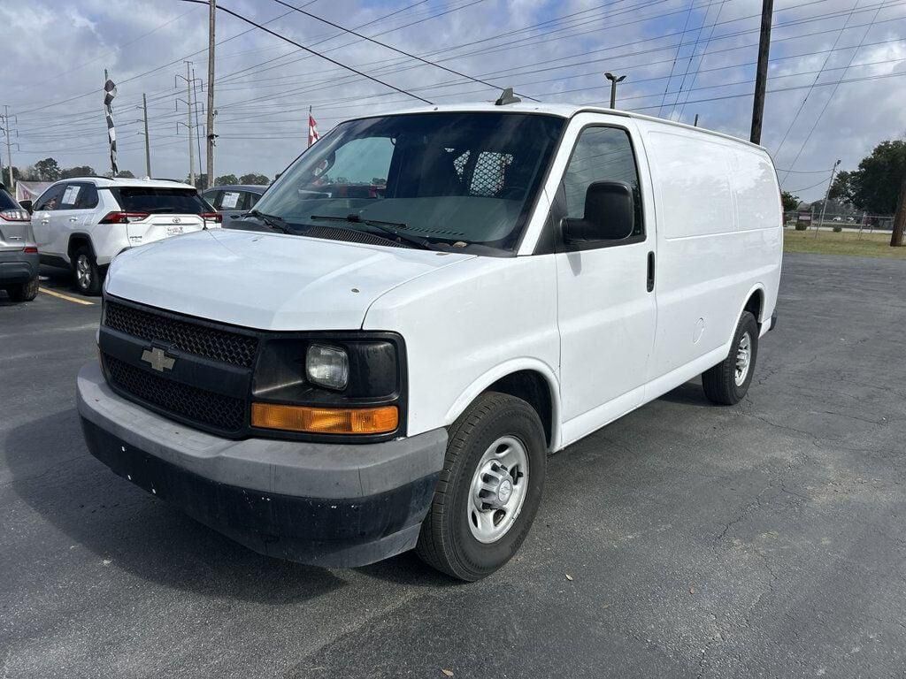 2017 CHEVROLET Express