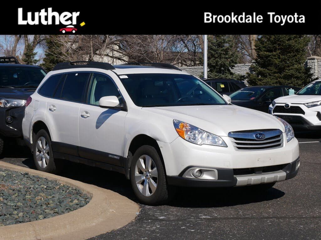 2012 SUBARU Outback