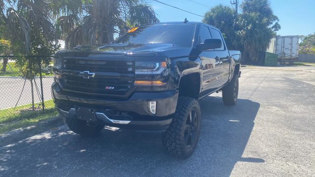 2017 CHEVROLET Silverado