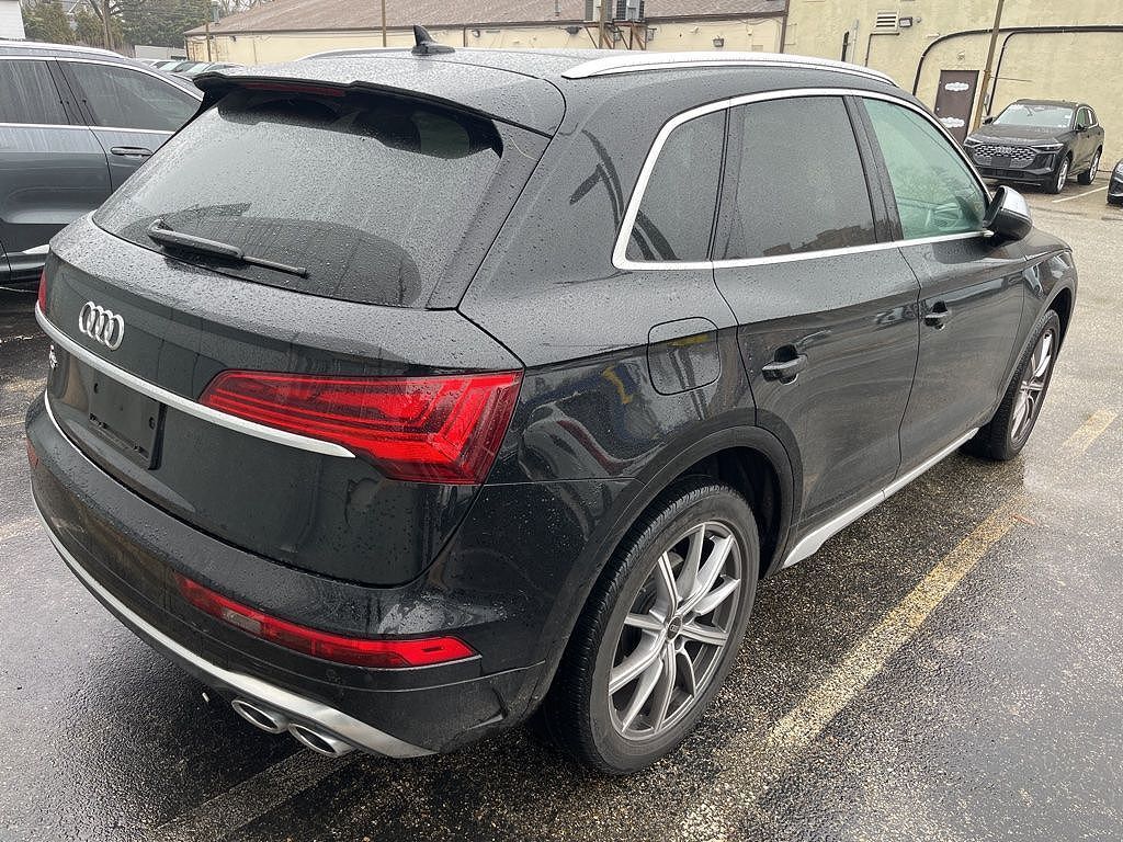 2023 AUDI SQ5