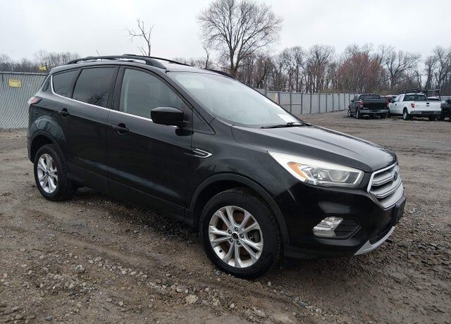 2017 FORD Escape