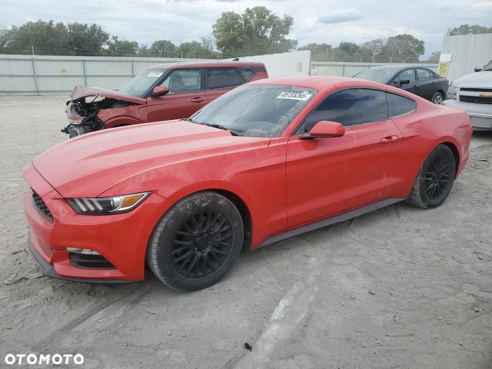 2015 FORD Mustang