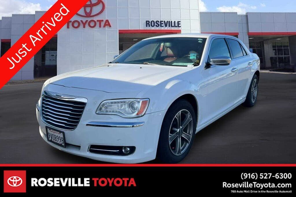 2013 CHRYSLER 300
